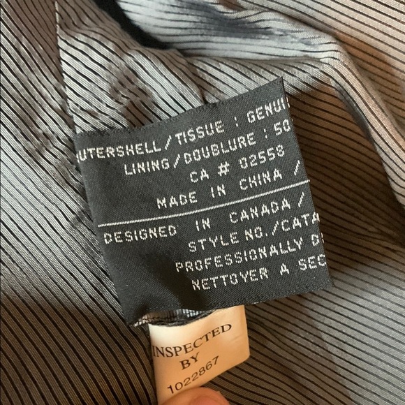 Danier Black Leather Jacket - Picture 4 of 13